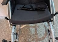 Grajewo ogłoszenia: Sprzedam wózek inwalidzki. 
Aluminiowy lekki składany.
Stan... - zdjęcie