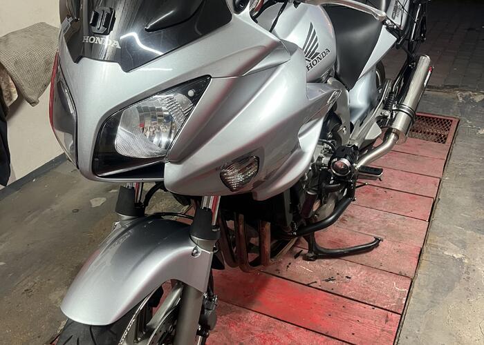 Grajewo ogłoszenia: Honda CBF 1000 2006r 58tys km motocykl cały w oryginale w bardzo...