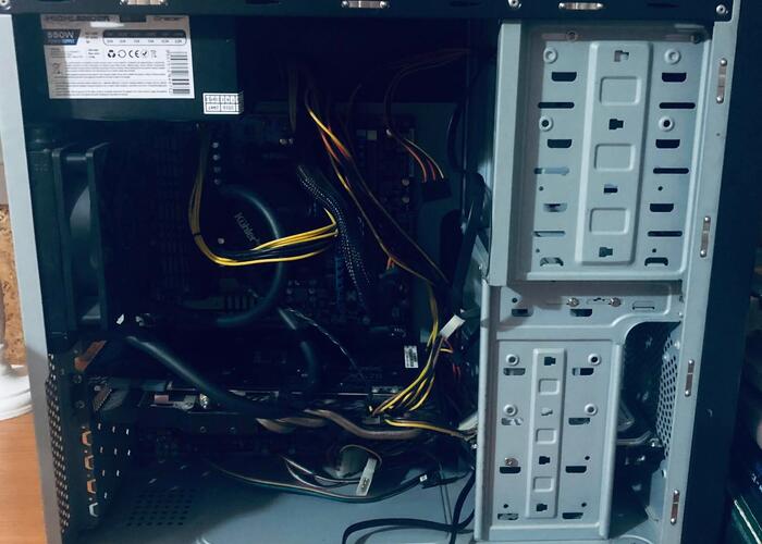 Grajewo ogłoszenia: Sprzedam komputer + monitor ?????:
*Procesor amd fx 8350 core 4.01...