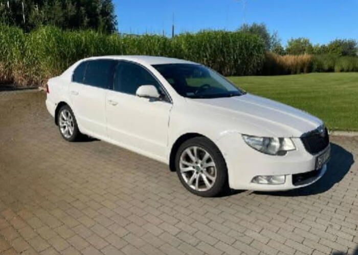 Grajewo ogłoszenia: Sprzedam Skode SuperB 2012 r, 1,8 TSI; przebieg 272 000;
 cena 18...