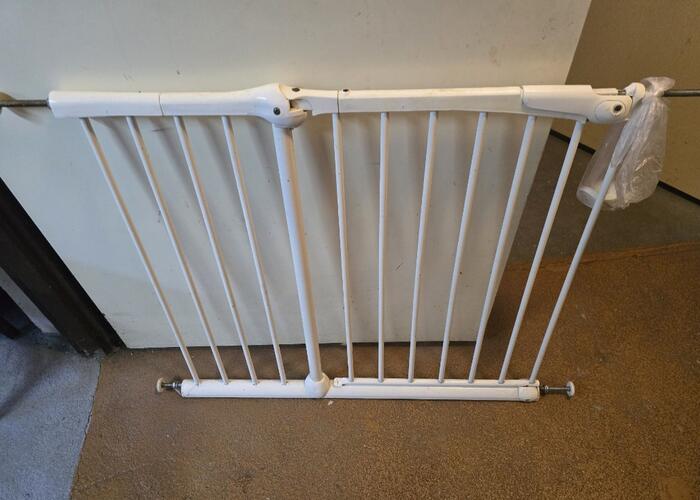 Grajewo ogłoszenia: Witam, sprzedam bramkę na schody. Bramka masywna w bardziej dobrym...