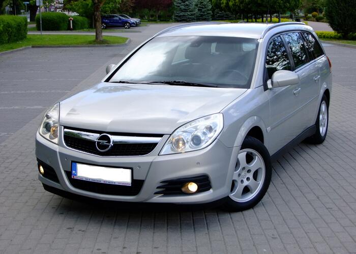 Grajewo ogłoszenia: Sprzedam Bardzo ładną i zadbaną Vectrę w rewelacyjnym stanie...