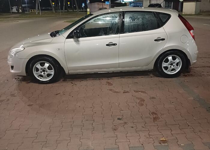 Grajewo ogłoszenia: Witam sprzedam hyundai i 30 autko ekononiczne silnikowo bdb stan...
