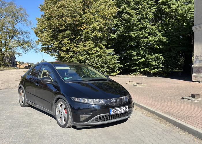 Grajewo ogłoszenia: Sprzedam Hondę Civic 5DR w wersji Executive

- Rocznik 2007 -...
